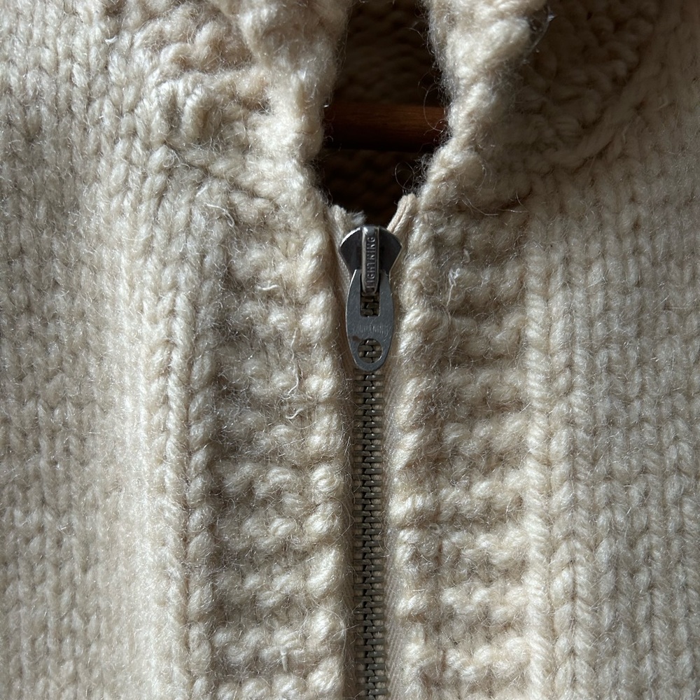 Vintage 1950's Hand-Knit Wool Cardigan Ducks - Picture 4 of 8